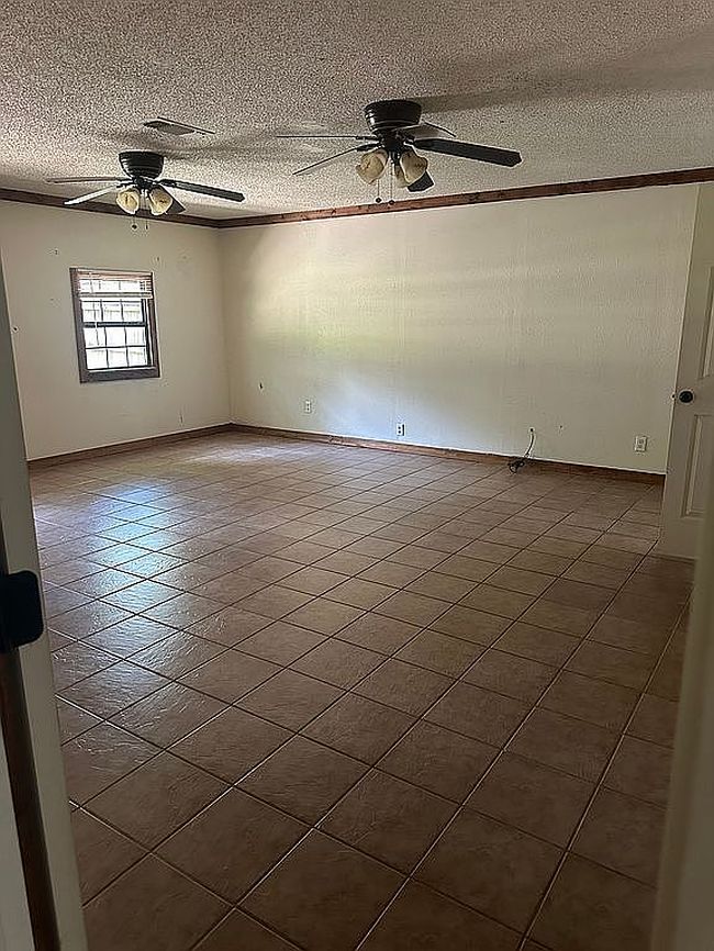 Photo of 11581 Hollyridge Dr, Tyler, TX