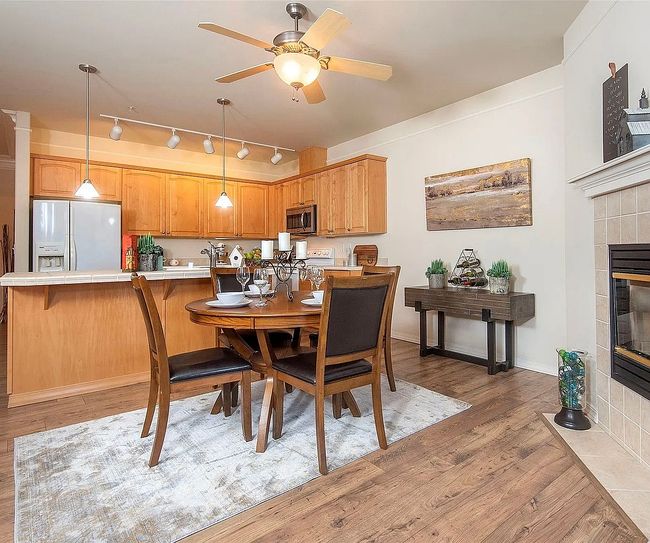 Photo of 23009 Lakeview Dr Unit B103