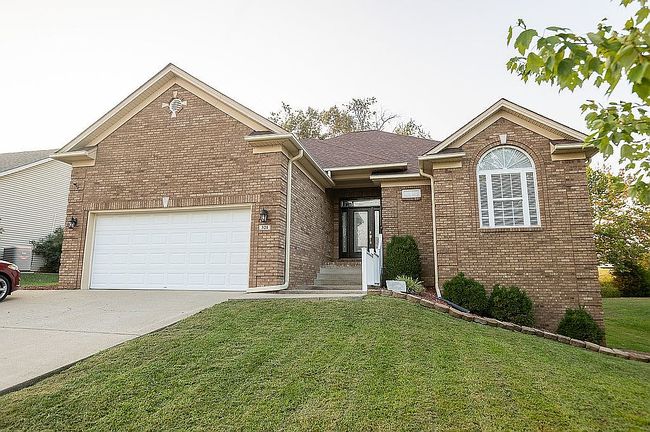 Photo of 321 Vineland Place Dr