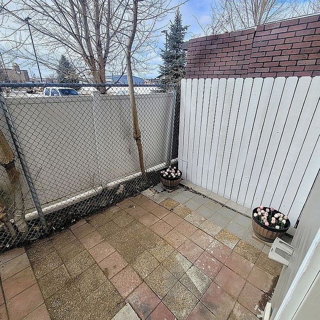Image of 819 E Z St #C