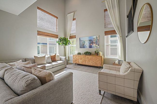 Photo of 933 S 2100 W, Orem, UT