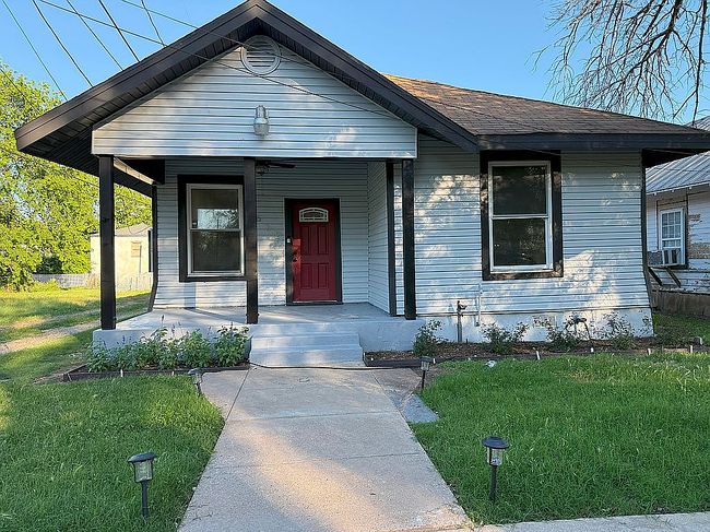 Photo of 612 Maryland Ave, Waco, TX
