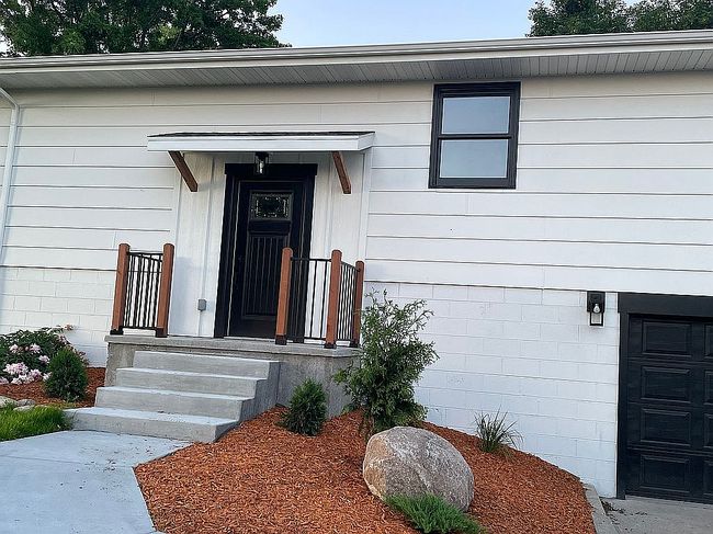 Additional photo 1 of property located at 415 3rd St