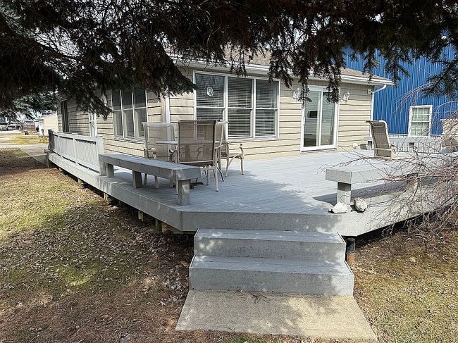 Photo of 5510 E Center Ln, Pt Clinton, OH