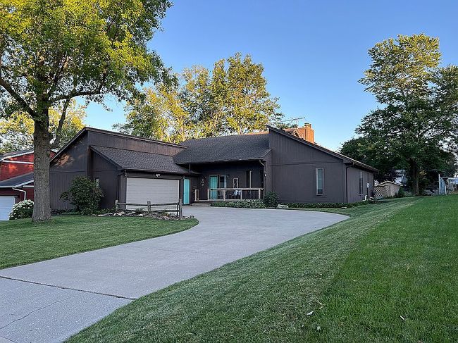 Image of 809 6th St