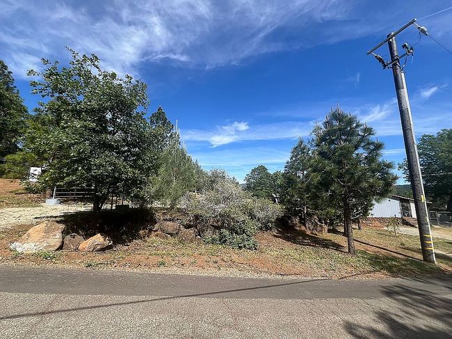 Photo of 33587 Ponderosa Way, Paynes Creek, CA