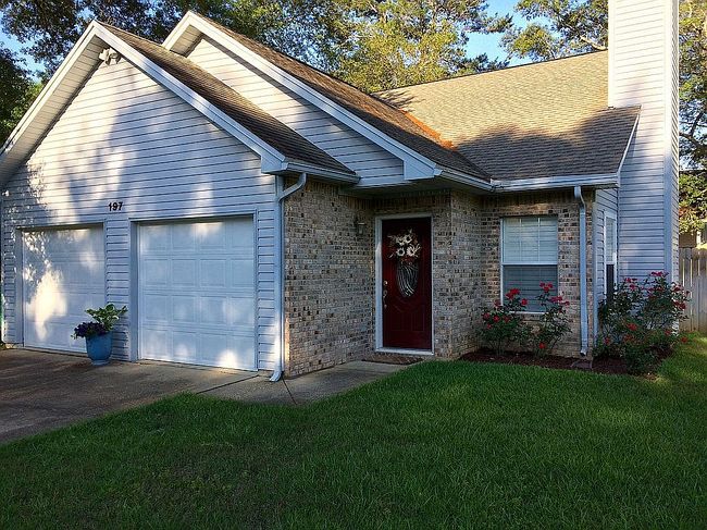 Photo of 197 Wright Cir, Niceville, FL