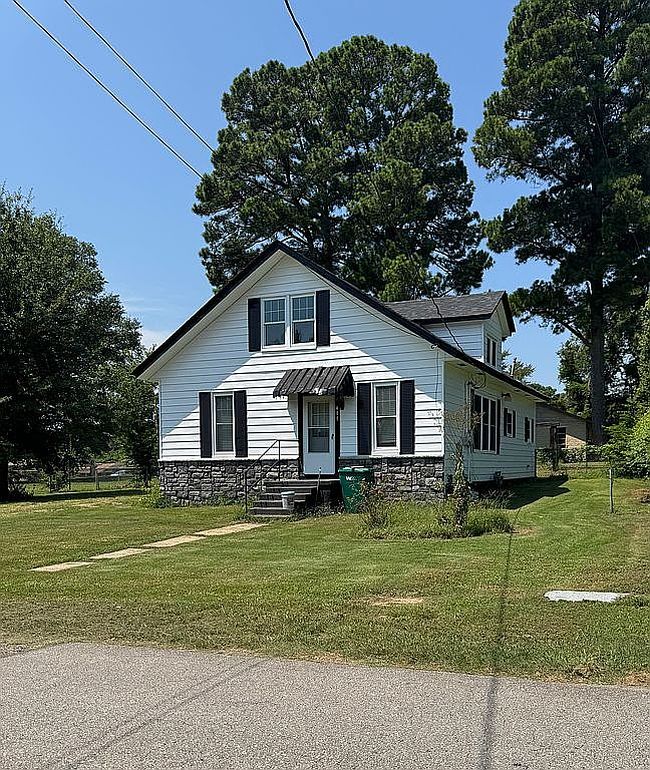 Photo of 405 N 10th St
