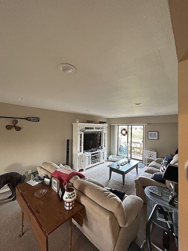Photo of 441 Mariners Way, Copiague, NY