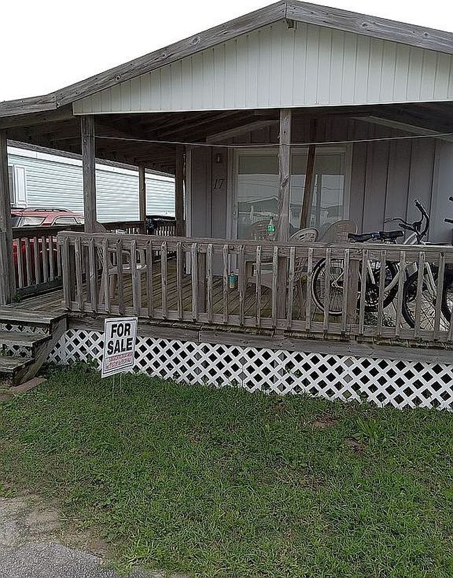 Photo of 1530 Salter Path Rd, Indian Beach, NC