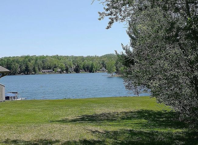 Photo of 15712 Lakeway Dr, Wolverine, MI