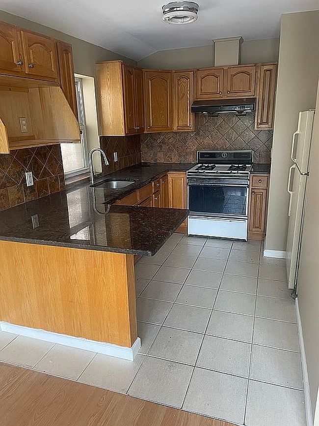Photo of 14322 Beech Ave, Flushing, NY