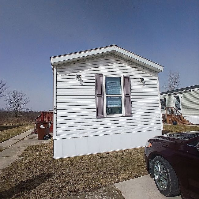 Image of 256 Vevay Dr E