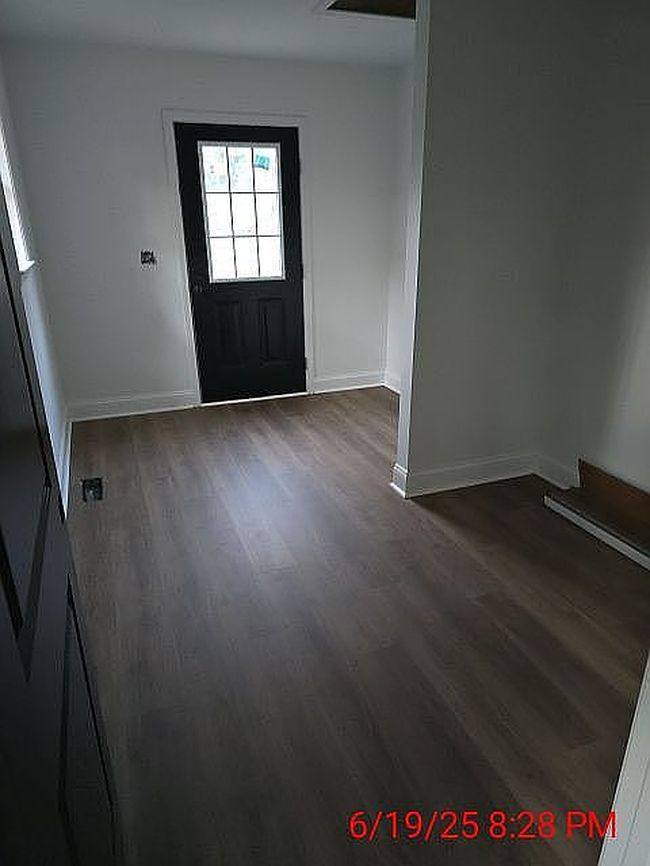 Photo of 3882 Ruskin Ct, Winston Salem, NC