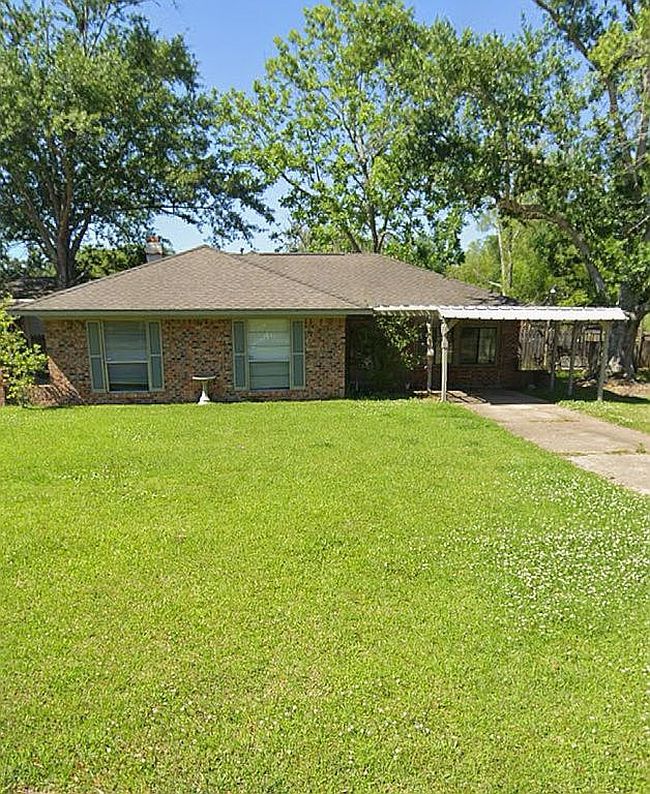 Photo of 7400 Kentwood Dr