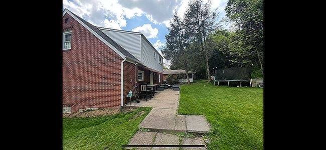 Image of 464 Willow Ave