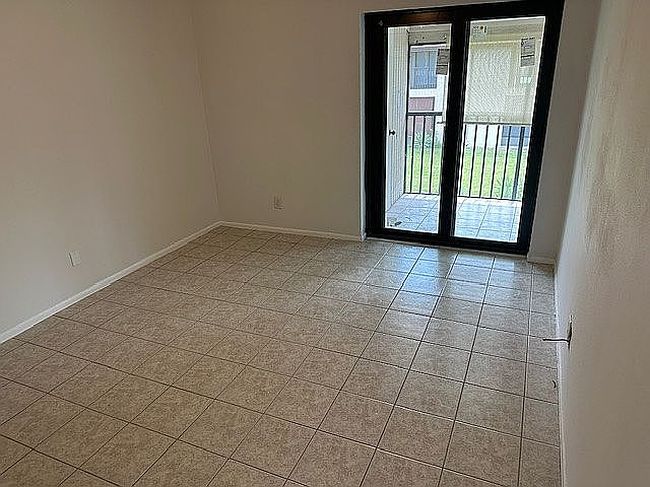 Photo of 430 Breakwater Dr Apt 36