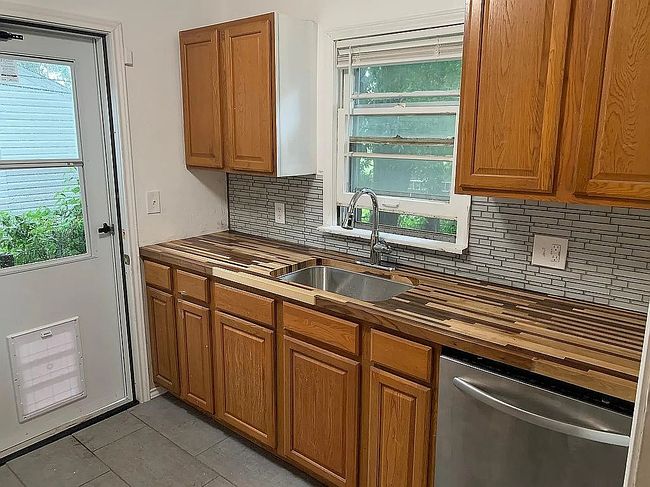 4923 E Haskell Pl, Tulsa, OK