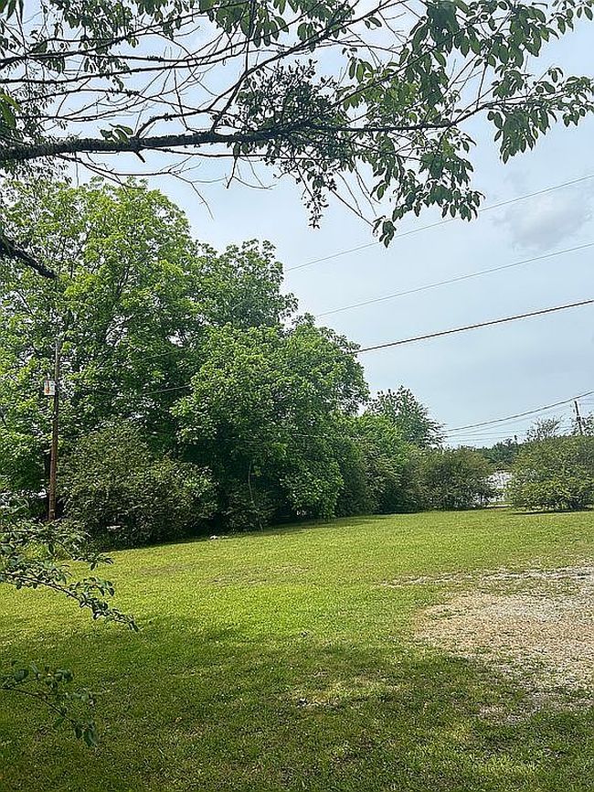 Photo of 103 Pressley St, Talladega, AL