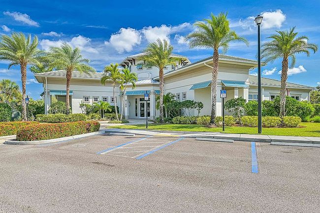 Image of 4250 Dutchess Park Rd
