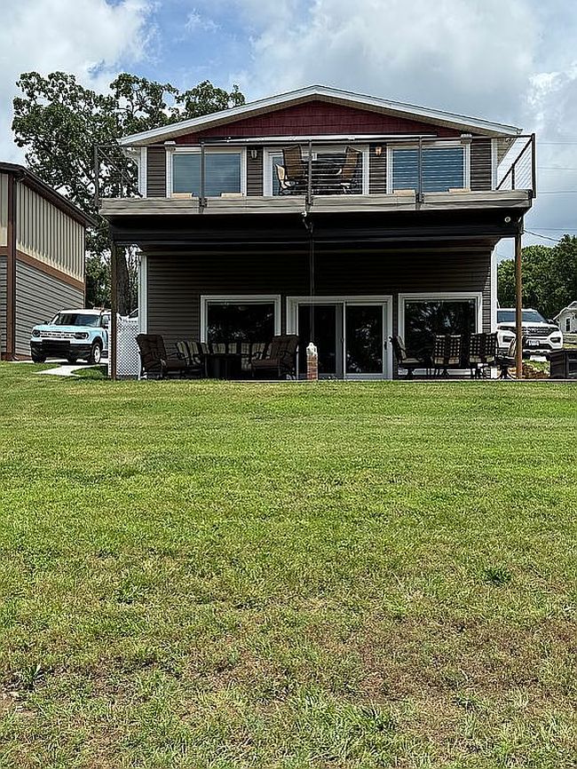 Photo of 67 Fishermans Tale Ln, Reeds Spring, MO