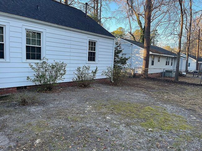 Image of 1614 Longwood Dr