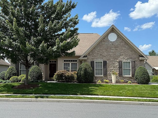 Photo of 504 Nursery Dr S, Mechanicsburg, PA