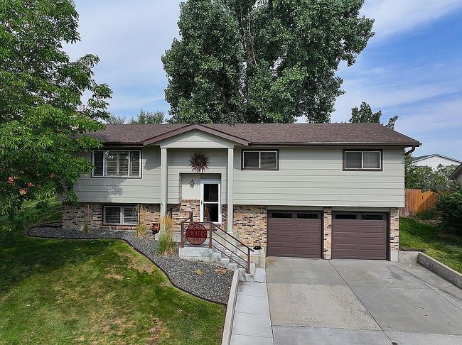 Photo of 670 N Wind River Dr