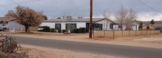 Additional photo 1 of property located at 4045 N Benton St