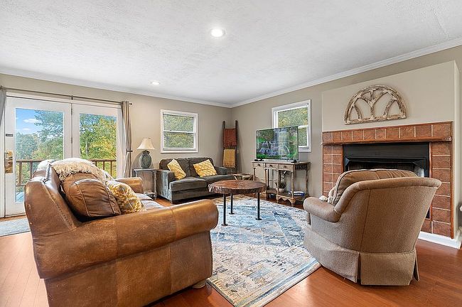 Photo of 540 Duncan Creek Rd, Fletcher, NC
