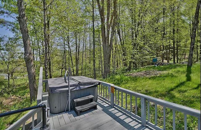 Photo of 4562 State Route 374, Lenoxville, PA