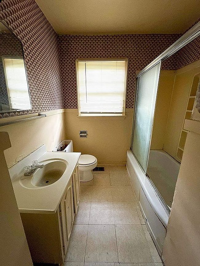 Image of 4005 Oaklawn Dr