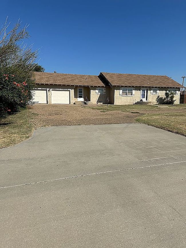 Photo of 1228 S Ralls Hwy, Floydada, TX