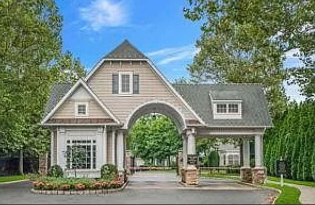 Photo of 31 Symphony Dr, Lake Grove, NY