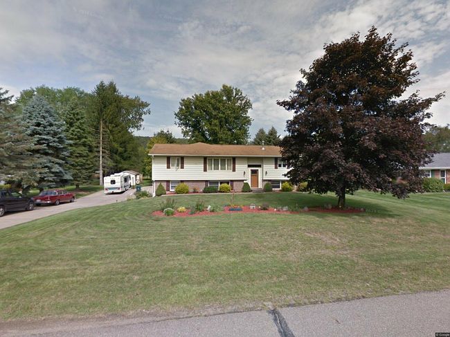 Image of 6 Ball Dr