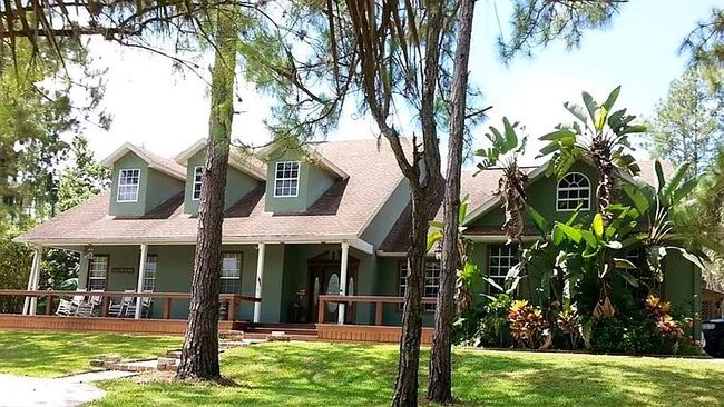 Photo of 5670 Hidden Oaks Ln