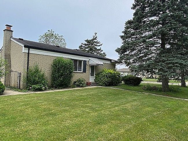 Photo of 13386 Winona Dr, Sterling Heights, MI