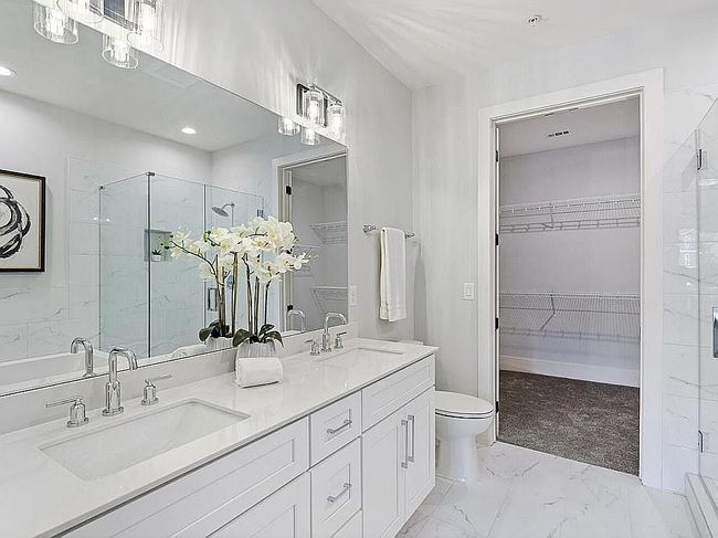 Photo of 6890 Peachtree Dunwoody Rd, Sandy Springs, GA