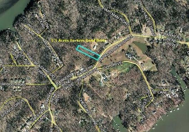 Photo of 7142 Barkers Bend Dr, Murrayville, GA