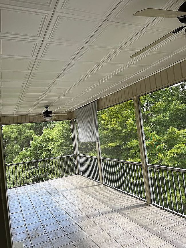 Photo of 606 Riverbrook Dr, Sevierville, TN