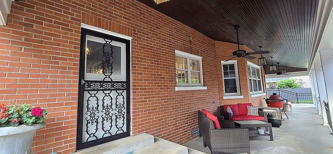 Image of 406 W Narroway St