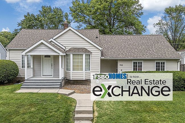 Photo of 918 Jones St, Bettendorf, IA