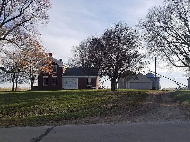 Image of 1307 Swan Lake Rd