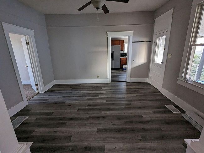Image of 619 E Wheeler St