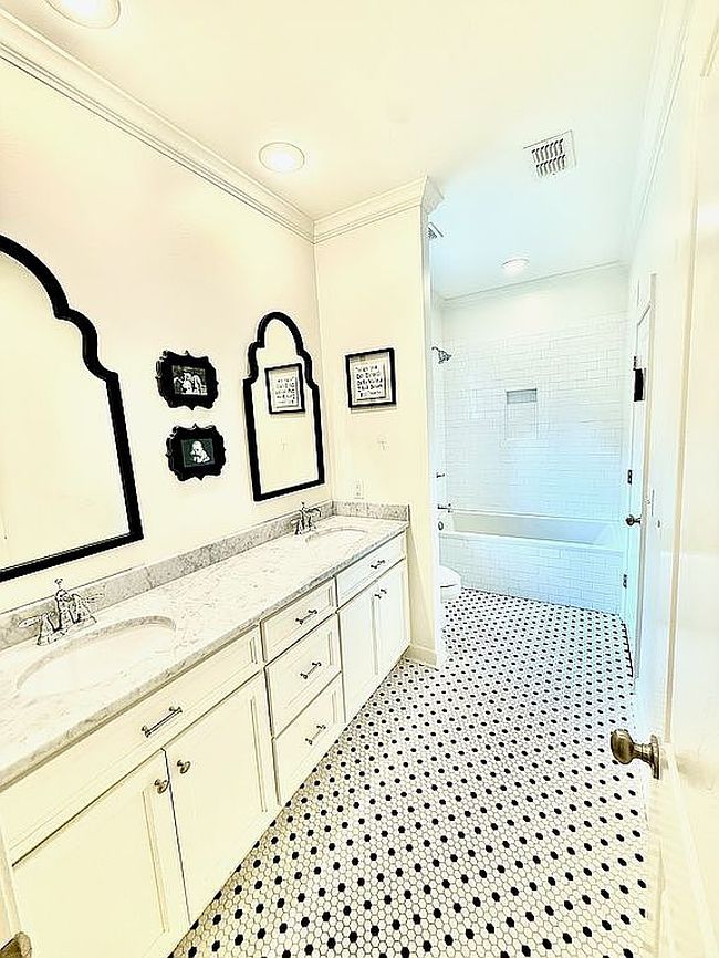 Preview of property located at 209 Miramar Blvd