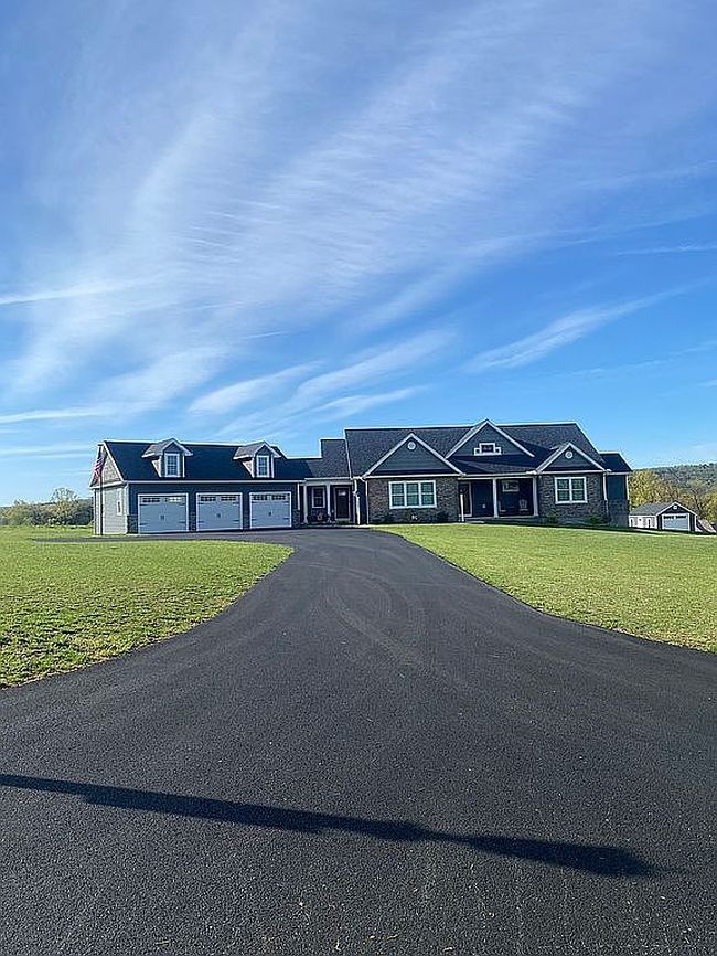 Preview of property located at 130 Oak Rd
