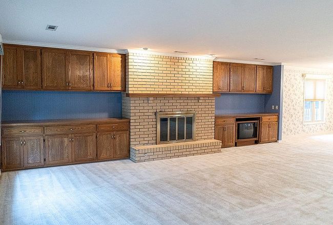 Photo of 2015 Laura Ln, Joplin, MO