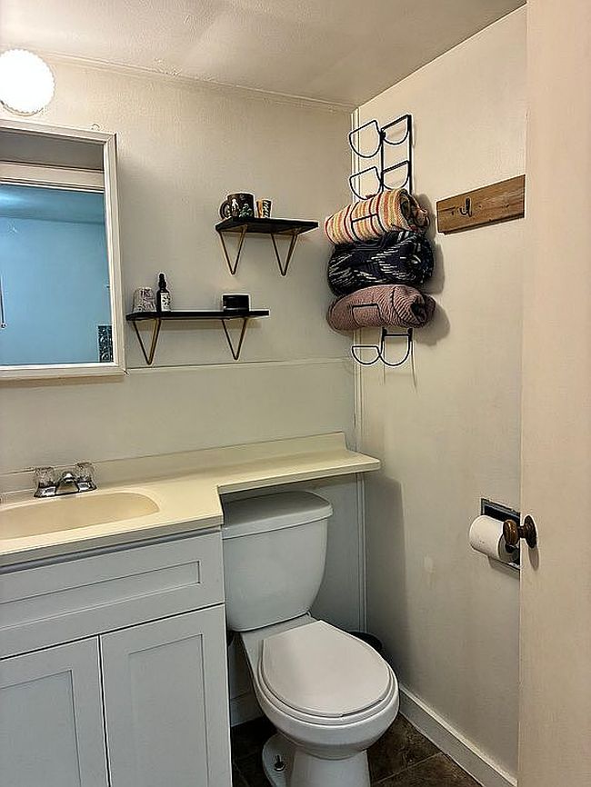 Photo of 107 W 4th St, Wallowa, OR