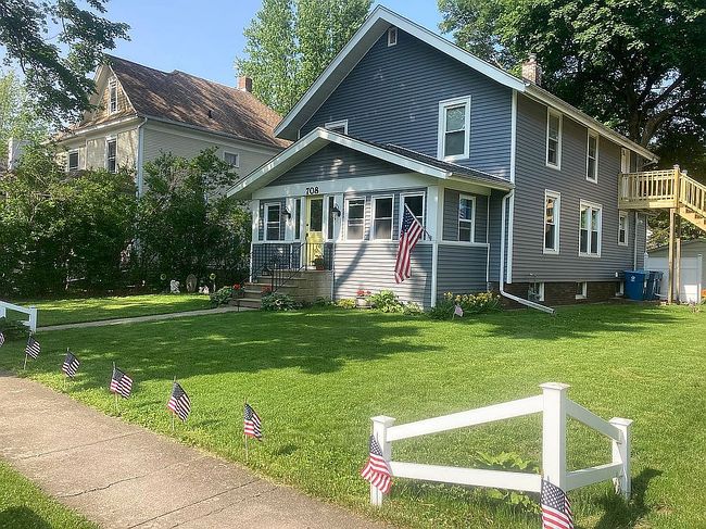 Image of 708 4th Ave