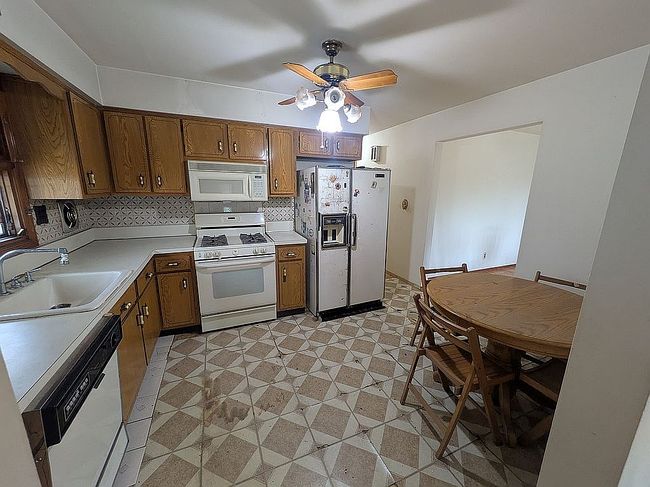 Photo of 955 Hylan Blvd, Staten Island, NY
